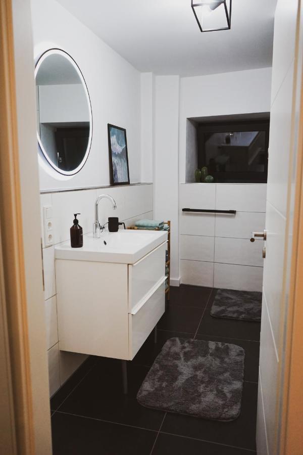 Stilvolles City-loft Mit Privatem Whirlpool Apartment